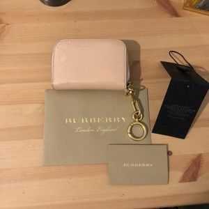 Burberry keychain wallet